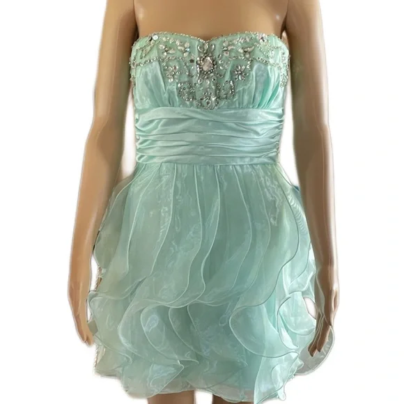 sea green cocktail dress Wyetta Cut-Out Hardware Detail Mini Dress in Sea Green main image 0